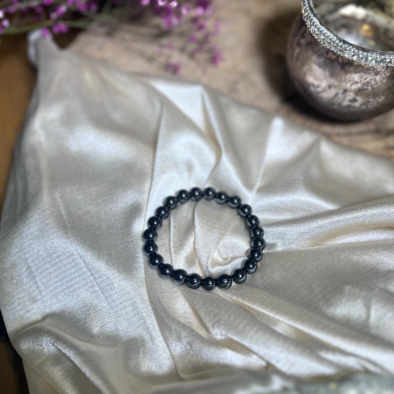 Hematyt - kamień Czakry Podstawy, ochronny, dodaje odwagi, wspiera krążenie krwi