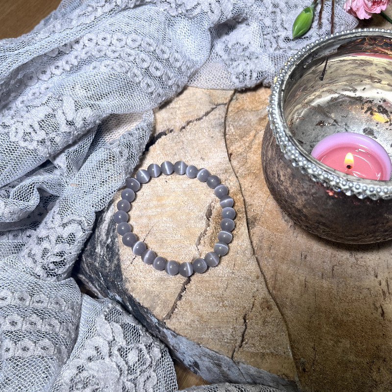 Kocie Oko - przyciąga szczęście, wzmacnia intuicję, pewność siebie. Kamień Czakry Trzeciego Oka, Raka i Wagi