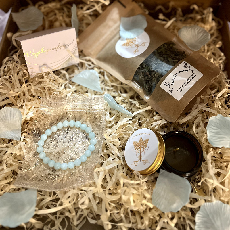 Zestaw prezentowy - herbata ziołowa, bransoletka z kamieni oraz świeca