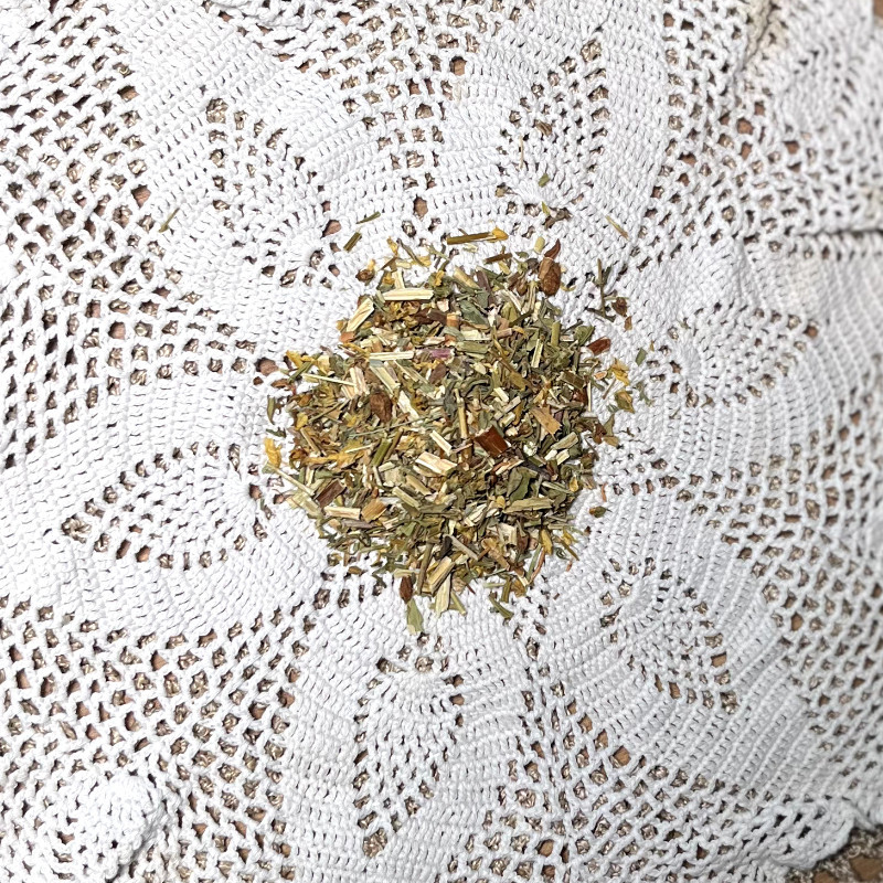 Dziurawiec - zioło Słońca, "lekarz dusz", lecznicze, miłosne, ochronne